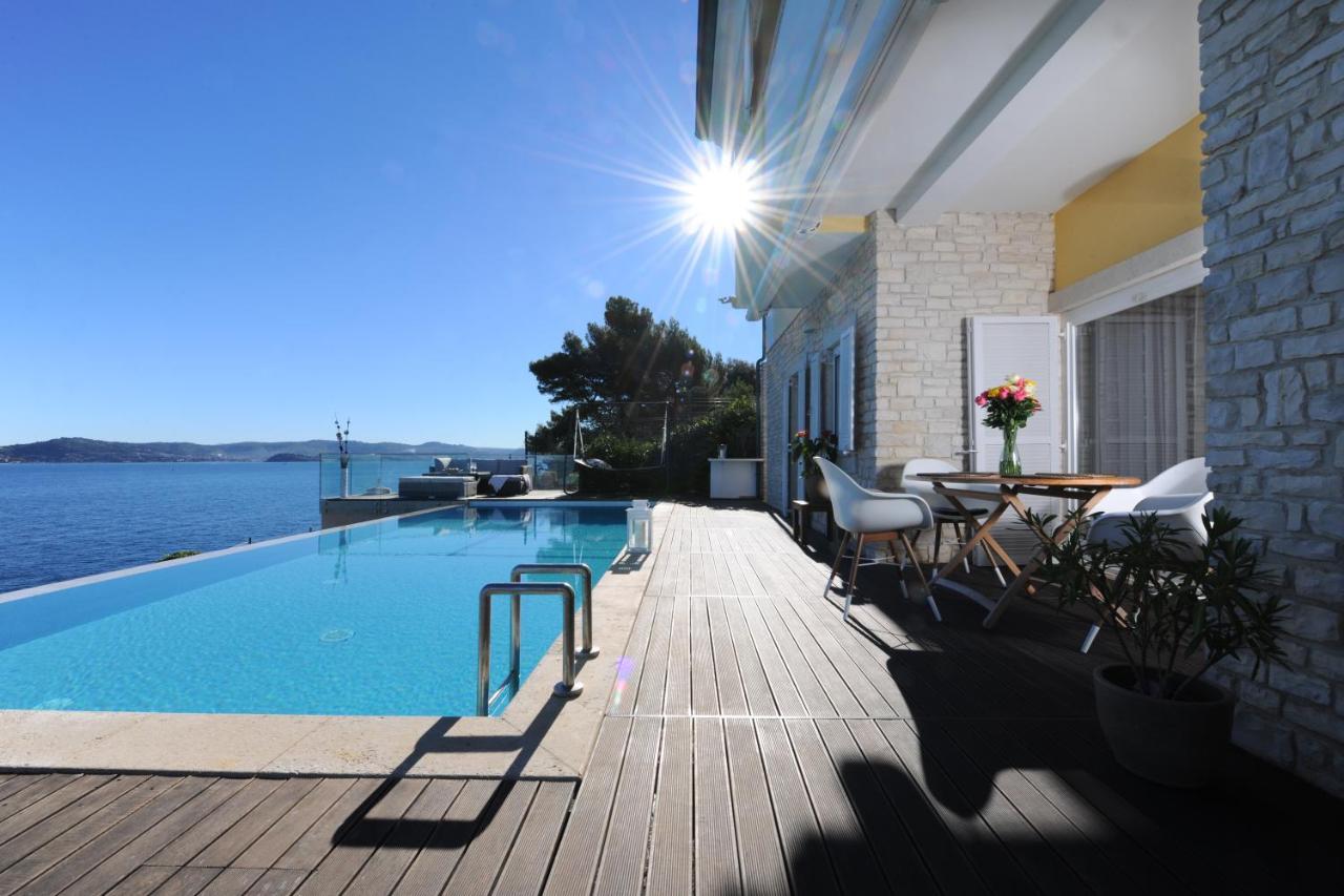 Villa Cablex Crveni Vrh Exterior photo